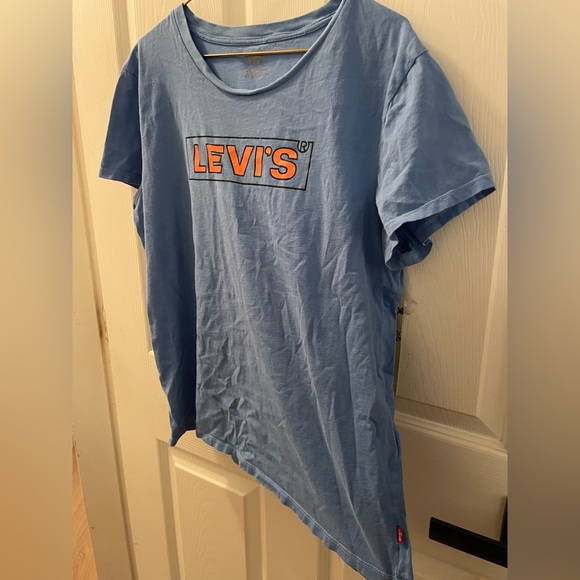Levi’s - Picture 1 of 2